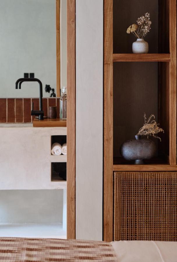 Boni Beach Lombok Boutique Hotel & Villas Selong Belanak Extérieur photo