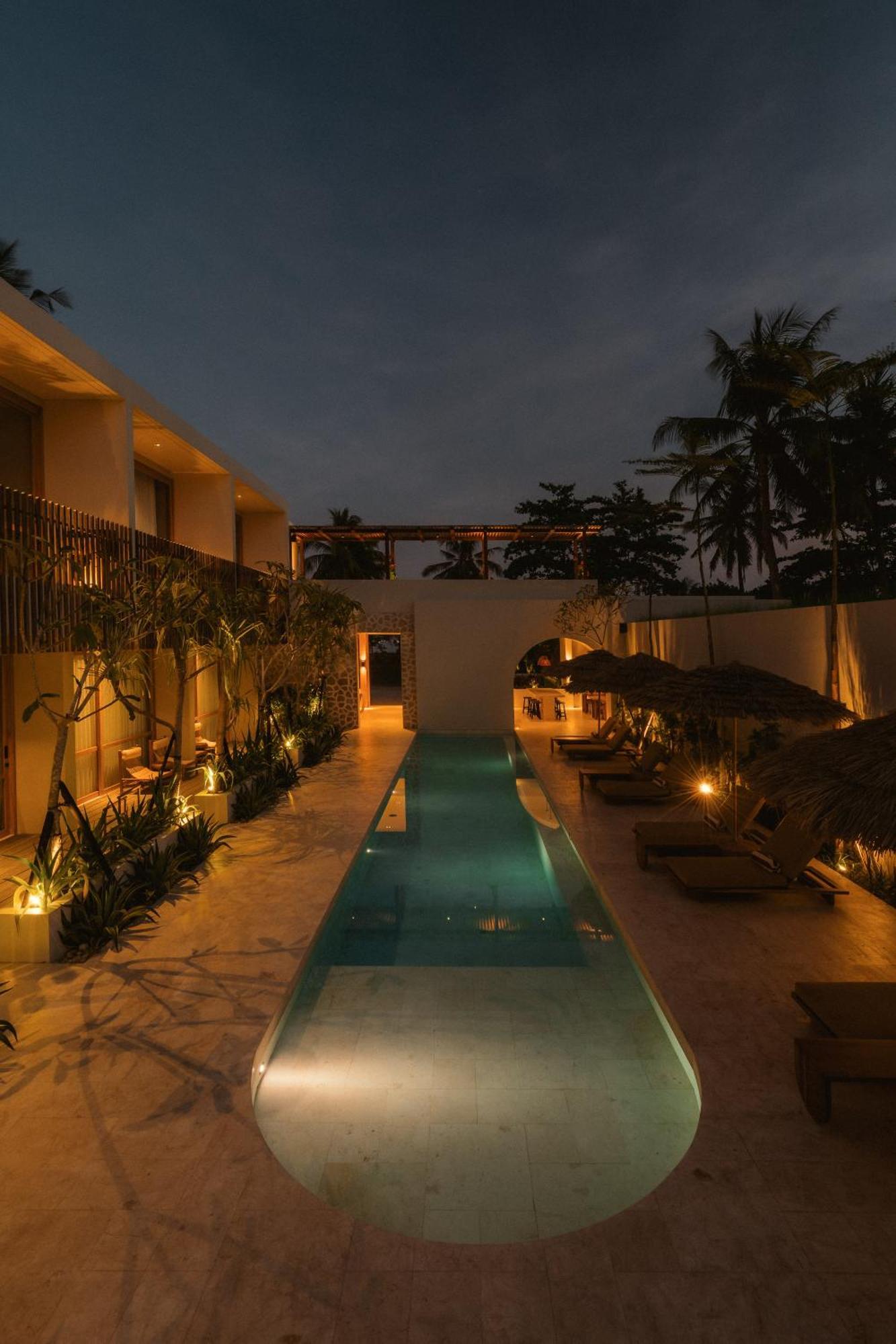 Boni Beach Lombok Boutique Hotel & Villas Selong Belanak Extérieur photo